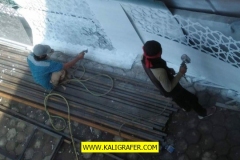 proses-pembuatan-ornamen-geometris-bahan-galvanis-besi-4